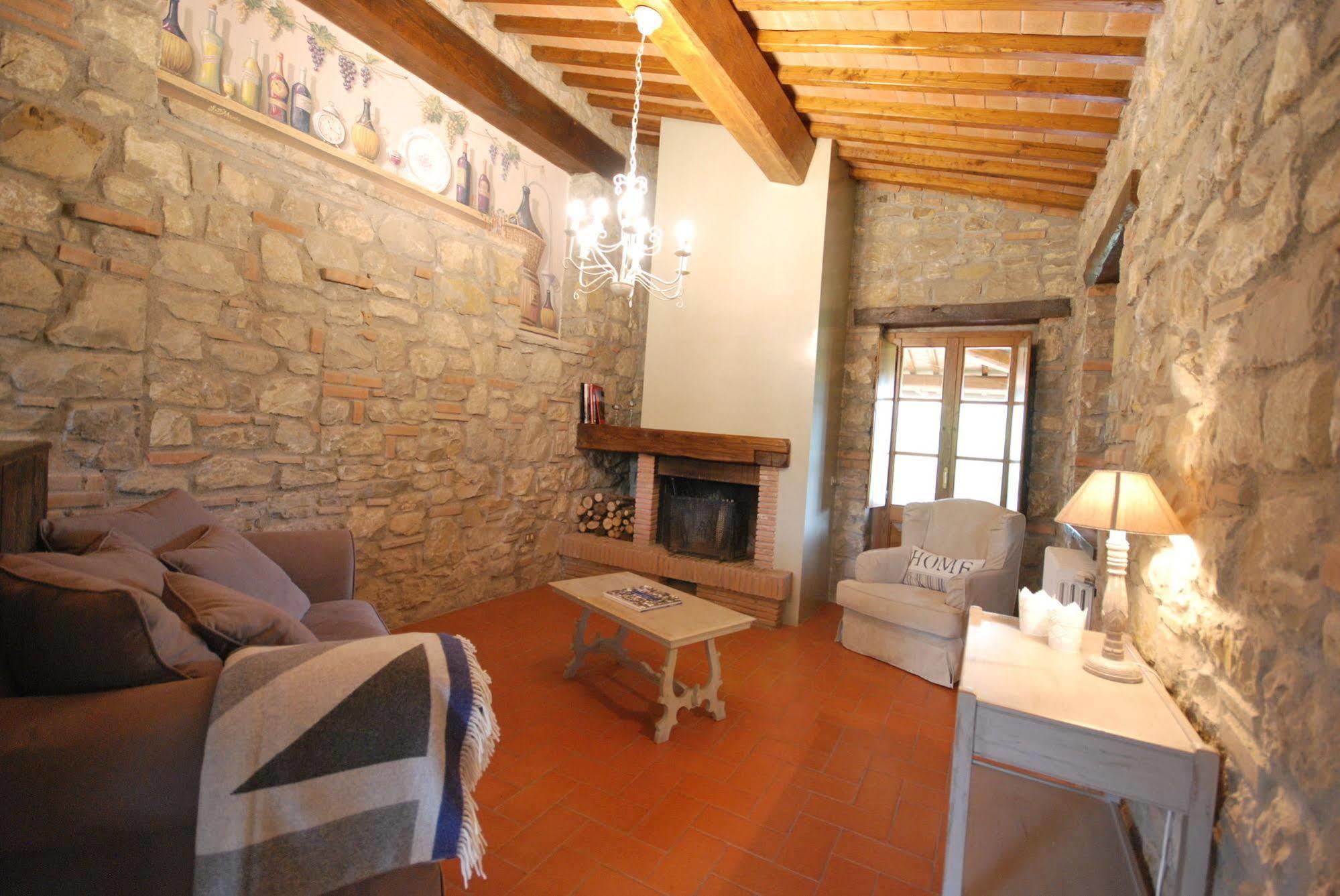 Borgo Corsignano Guest House Poppi Eksteriør bilde