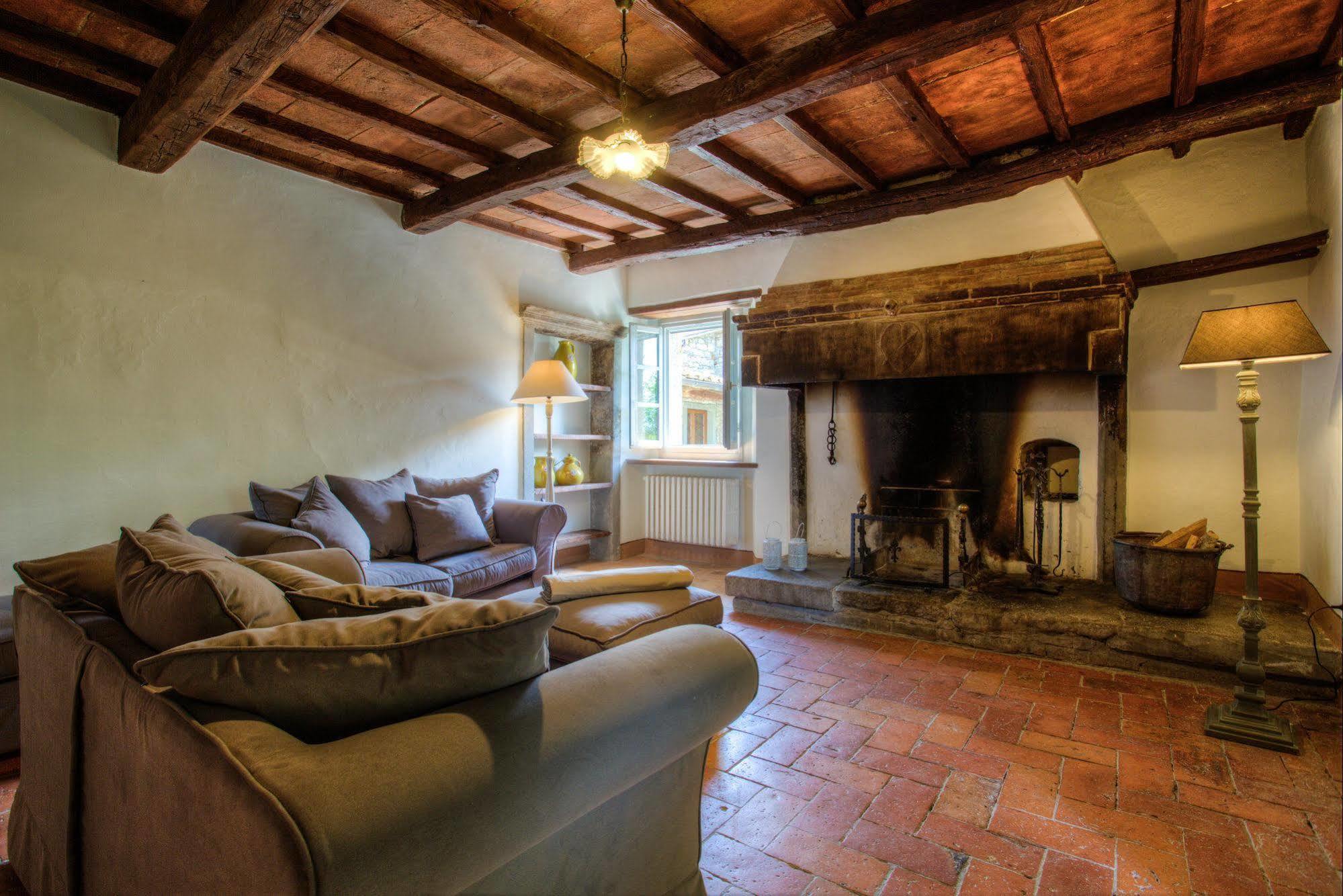 Borgo Corsignano Guest House Poppi Eksteriør bilde
