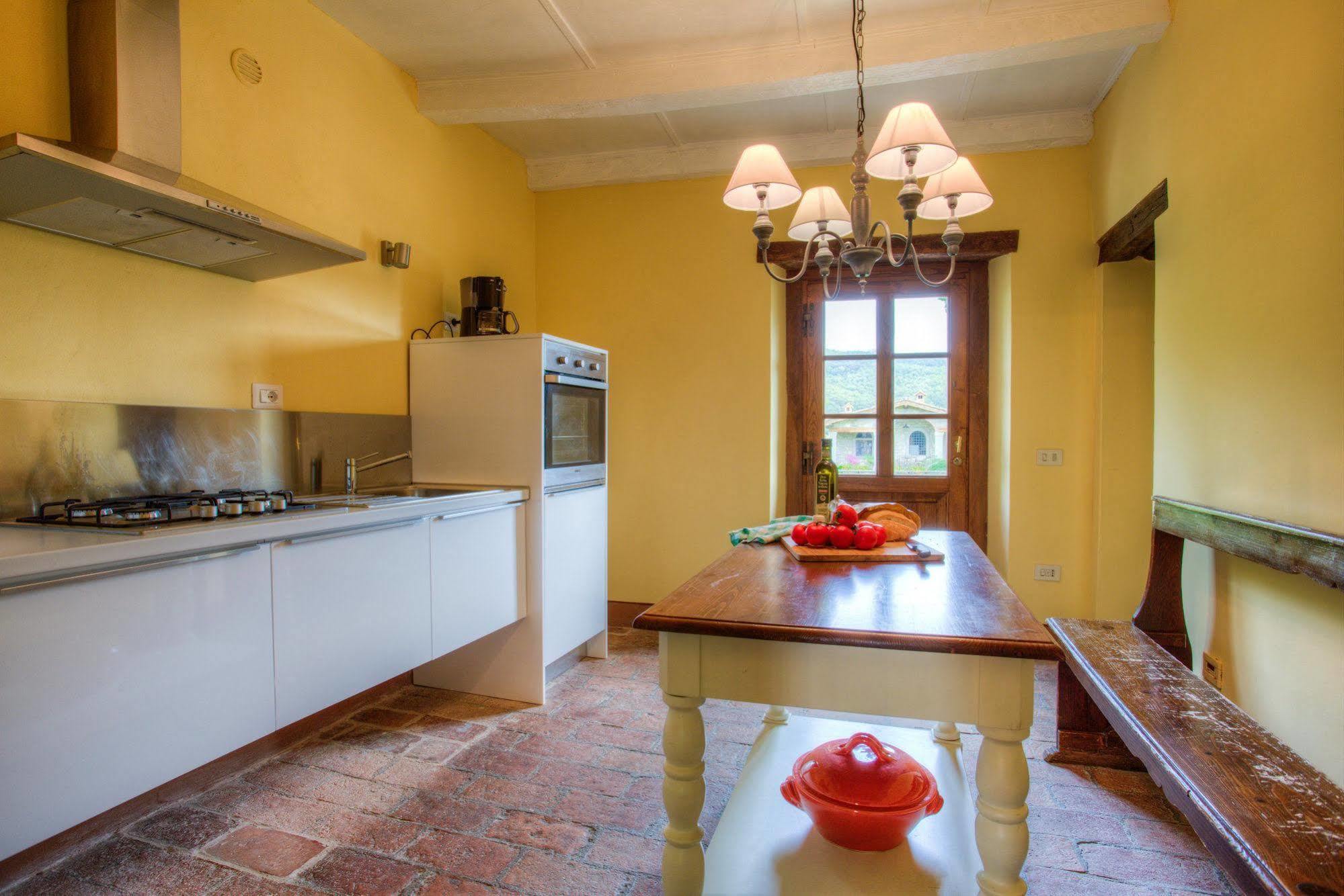 Borgo Corsignano Guest House Poppi Eksteriør bilde